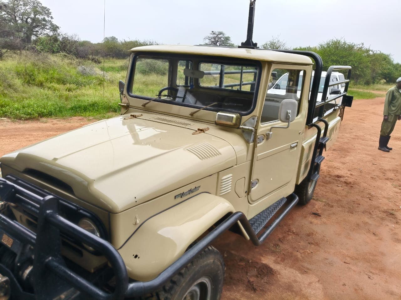 4x4 Exterior Detail — after